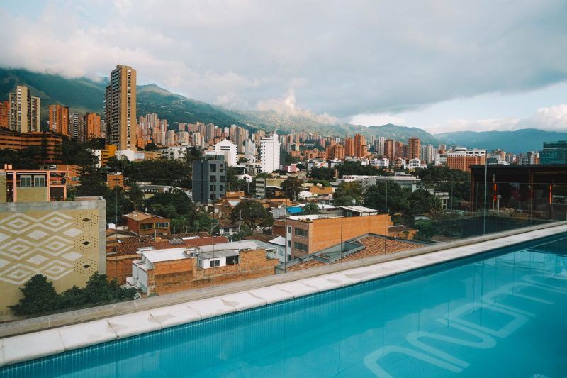 alojarse en Medellín